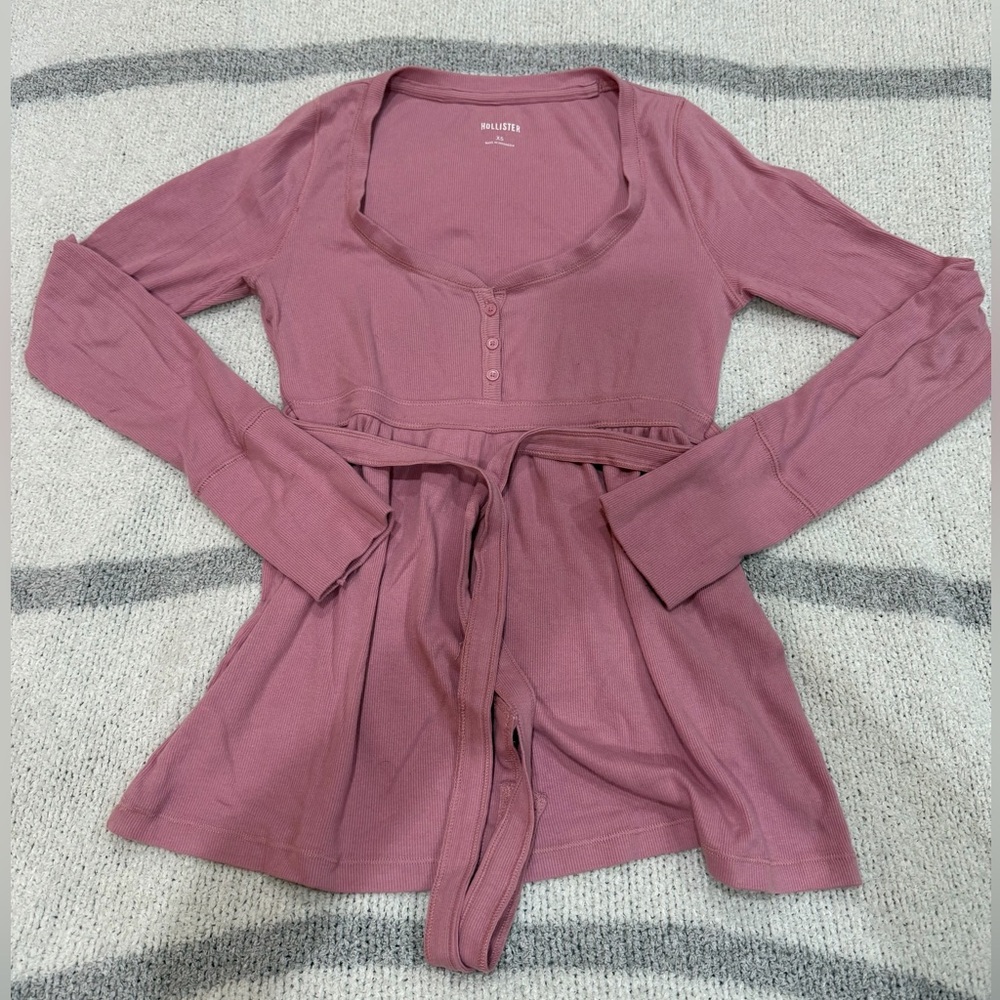 Hollister Dusty Rose Tie-Front Henley Top